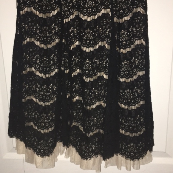 Formal dress - Picture 3 of 3